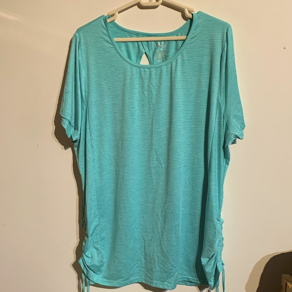 ACX active 1x really soft and slinky top with detailed back